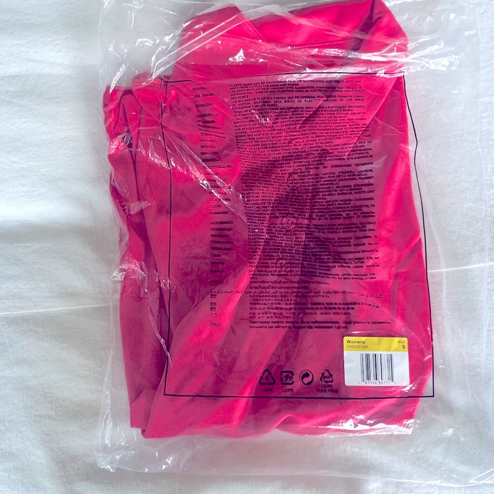 Nike women’s golf polo shirt- watermelon color